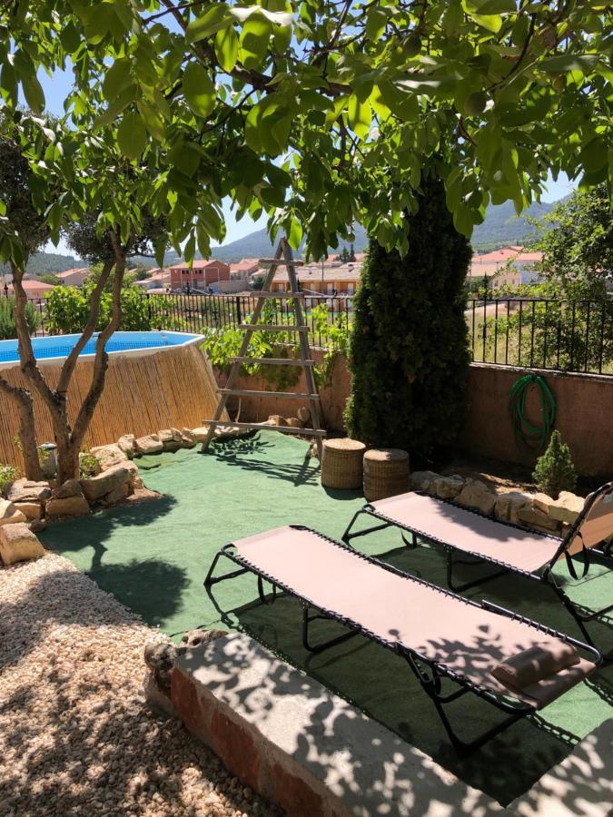 הוילה Calar de la Santa Casa De Piedra La Loma מראה חיצוני תמונה